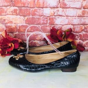 Diana Kelly Black Alligator Embossed Leather Fleur de Lis Slip on Flats